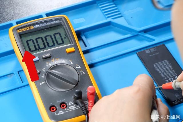 ultime notizie sull'azienda Ecco come attivare rapidamente la batteria! La batteria del telefono cellulare a lungo affamata è stata risuscitata con successo  2