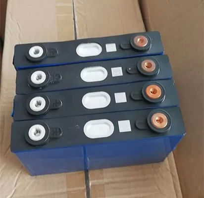 Auto 3.2V Batteria agli ioni di litio Cellula 67Ah 87Ah 12V 16V 18V 24V 36V 48V Per EV Solare