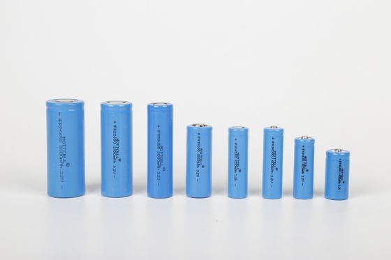3.2V 3.7V batteria al litio di ferro energia solare 18650 14500 LIFEPO4 batteria cilindrica