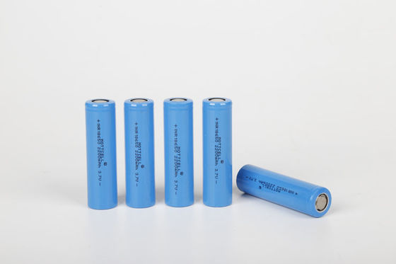 IEC 62133 Batteria al litio ad alta temperatura a cilindro Li-ion 18650 3.7v 2600mah