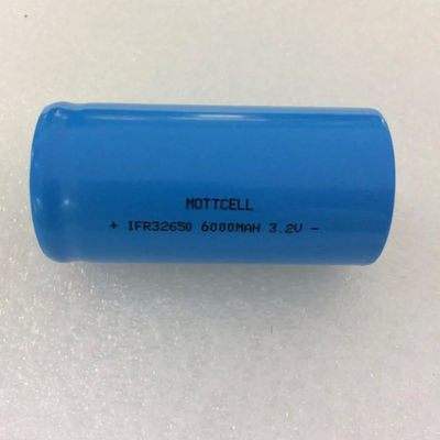 3.2V Lifepo4 Li Ion Cylinder Batteria al litio Cella 32700 32650 5000mAh 6000mAh