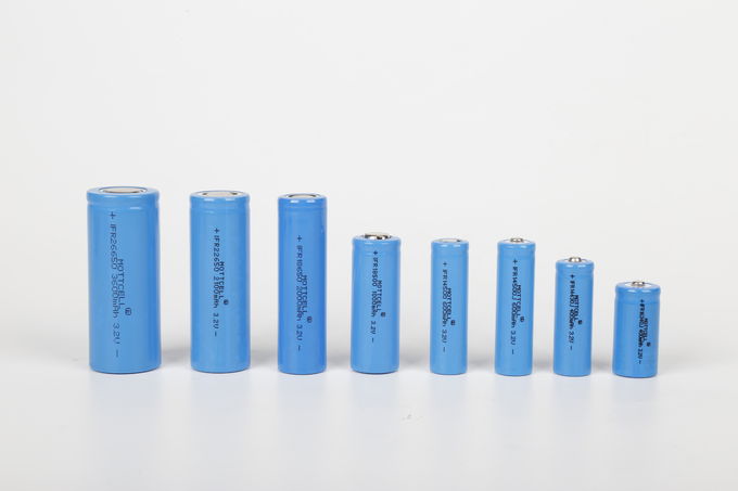 3.2V 3.7V batteria al litio di ferro energia solare 18650 14500 LIFEPO4 batteria cilindrica 0
